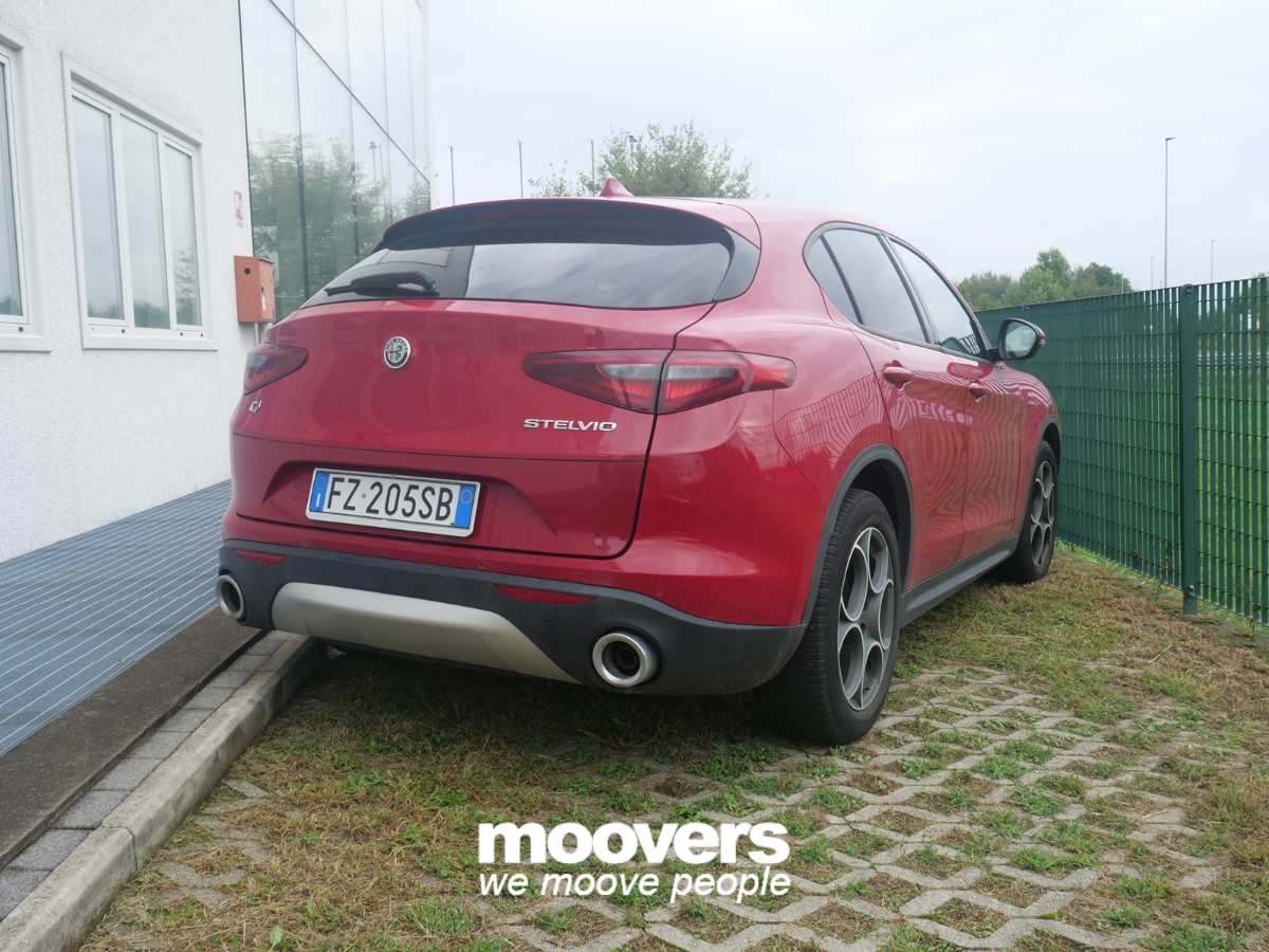 ALFA ROMEO Stelvio 2.2 Turbodiesel 190 CV AT8 Q4 Super